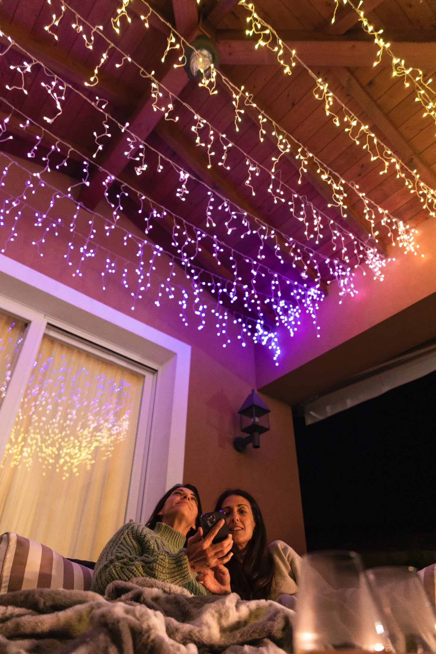 Twinkly Icicle RGBW